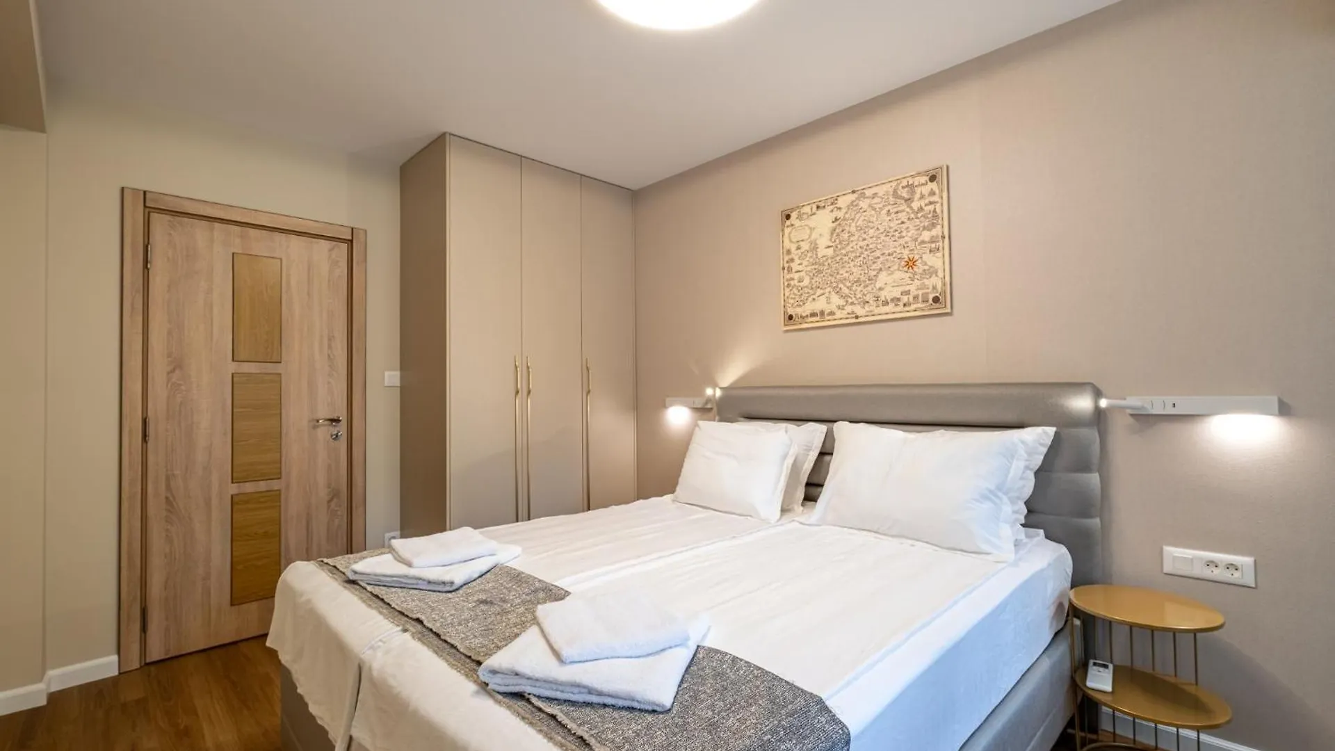 Daya 2Br Luxury Apartment ヴァルナ